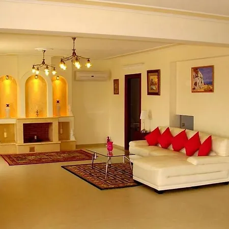 فيلة Allegra