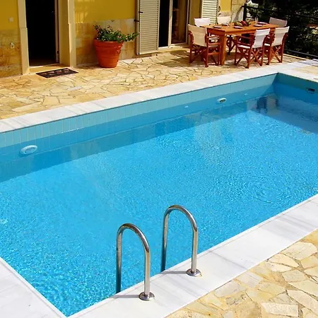 فيلة Allegra